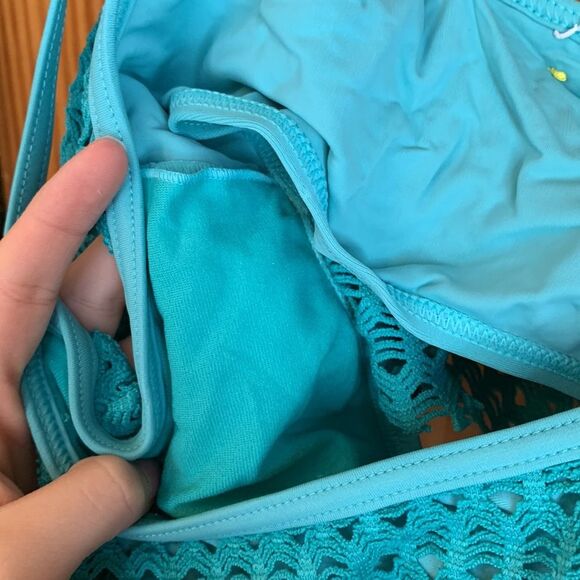 2/$22 Roxy Ruffle Mesh Eyelet Western Ruffle Turquoise Modest Bikini Swim Top - Picture 6 of 6